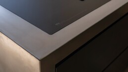 RVS keukenblad met inductie kookblad en afzuiging
